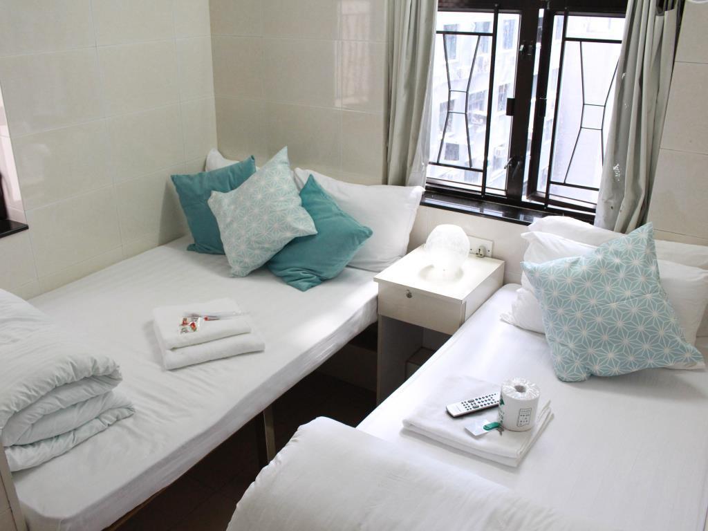New Yan Yan Guest House Reception 9Th Floor Flat E4 E6 Гонконг Экстерьер фото